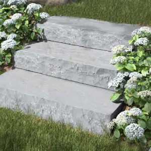 Dove Grey Sandstone Block Steps